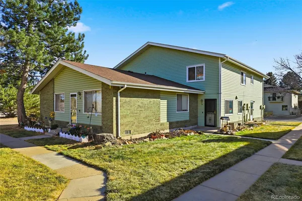 $270,000 | 3355 South Flower Street, Unit 90, Lakewood, CO 80227