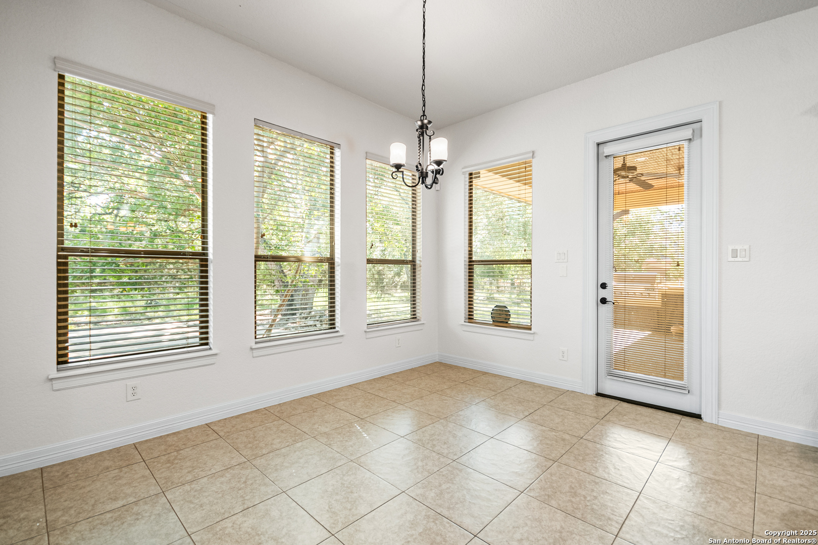 102 Arroyo Boerne, TX 78006 - Photo 20 of 46