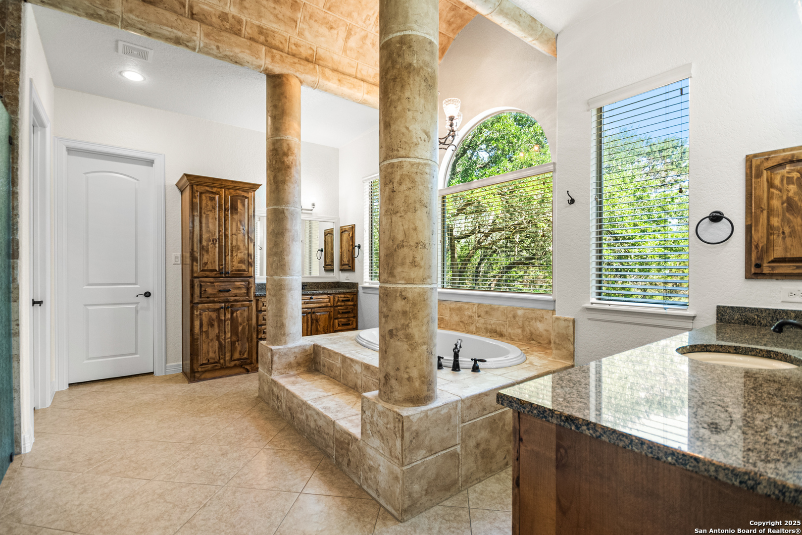 102 Arroyo Boerne, TX 78006 - Photo 28 of 46