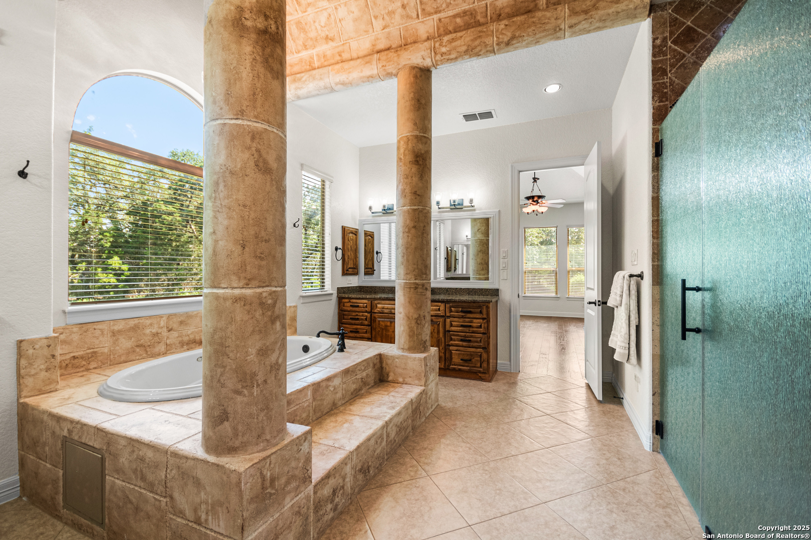 102 Arroyo Boerne, TX 78006 - Photo 30 of 46
