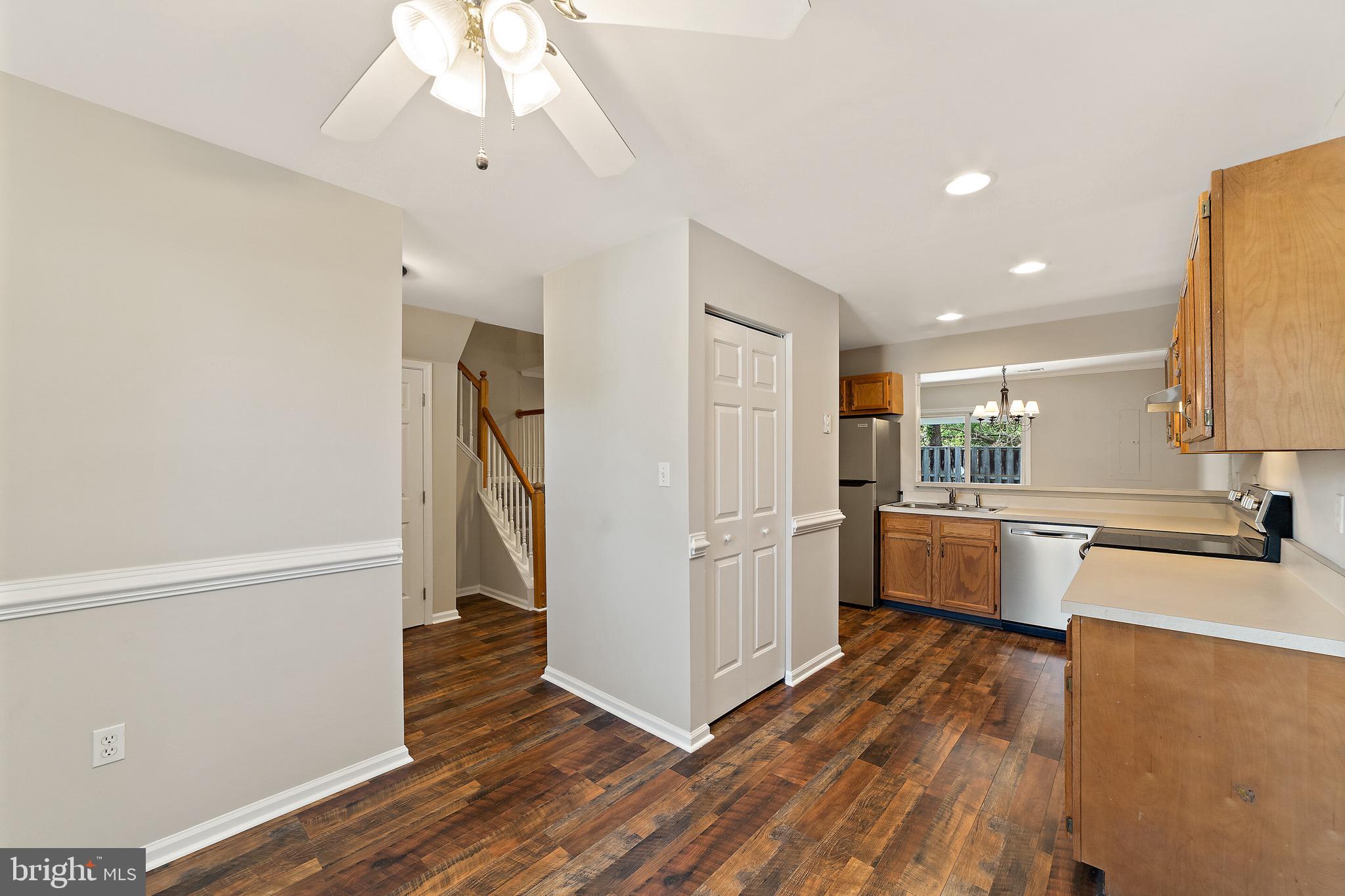 852 Ripplebrook Drive Culpeper, VA 22701 - Photo 8 of 35 Gallery Image 8