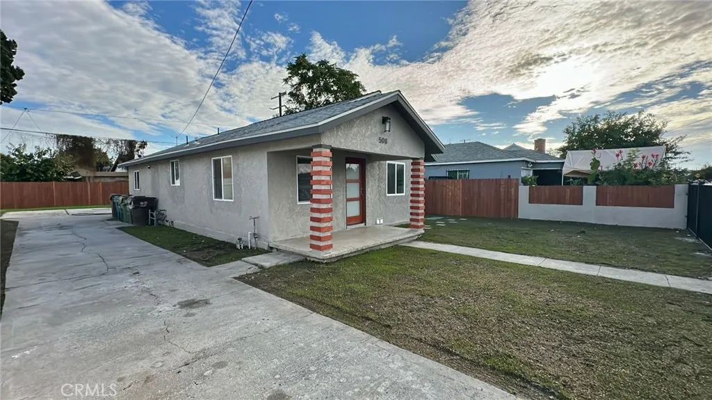 508 West Pear Street Compton, CA 90222 - Photo 3 of 14