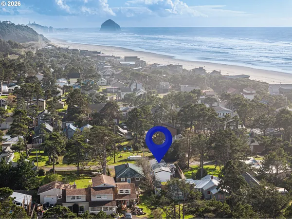 $289,000 | 5860 Holly Avenue, Cloverdale, OR 97112