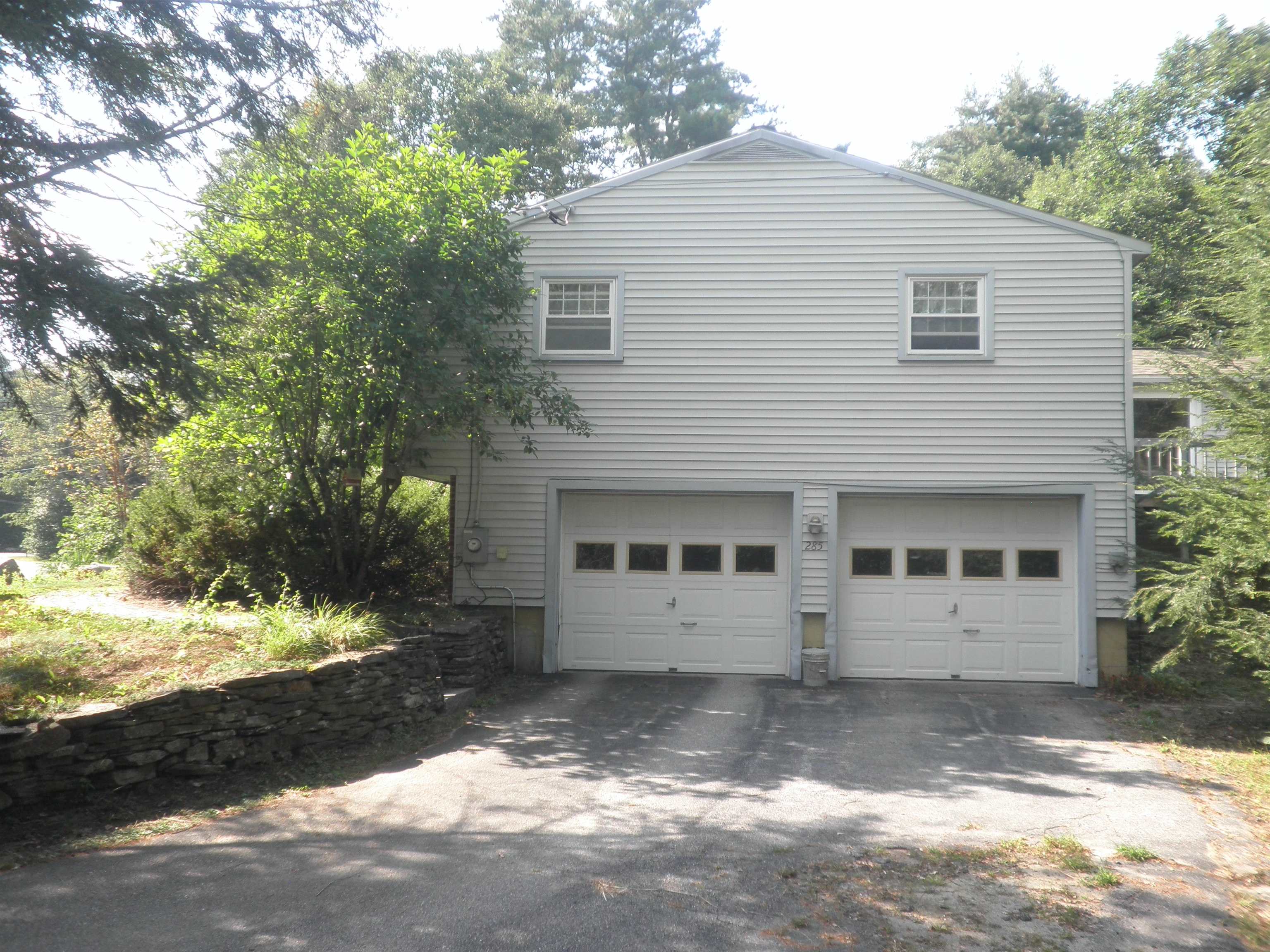 285 Pinewood Drive Hopkinton, NH 03229 - Photo 2 of 7