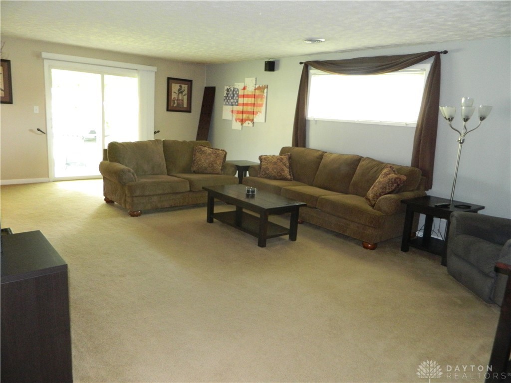 1249 Cloverfield Avenue Kettering, OH 45429 - Photo 17 of 34