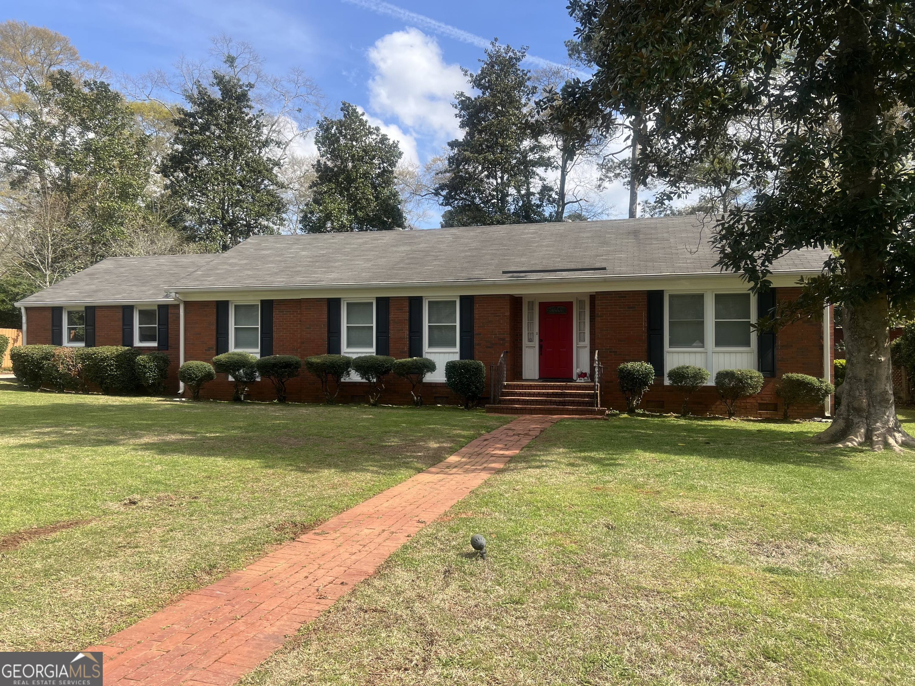 801 Greenwood Road Thomaston, GA 30286 - Photo 2 of 38