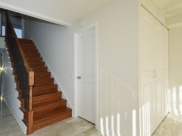 1724 Seton Road Northbrook, IL 60062 - Photo 3 of 19 a view of entryway with wooden floor