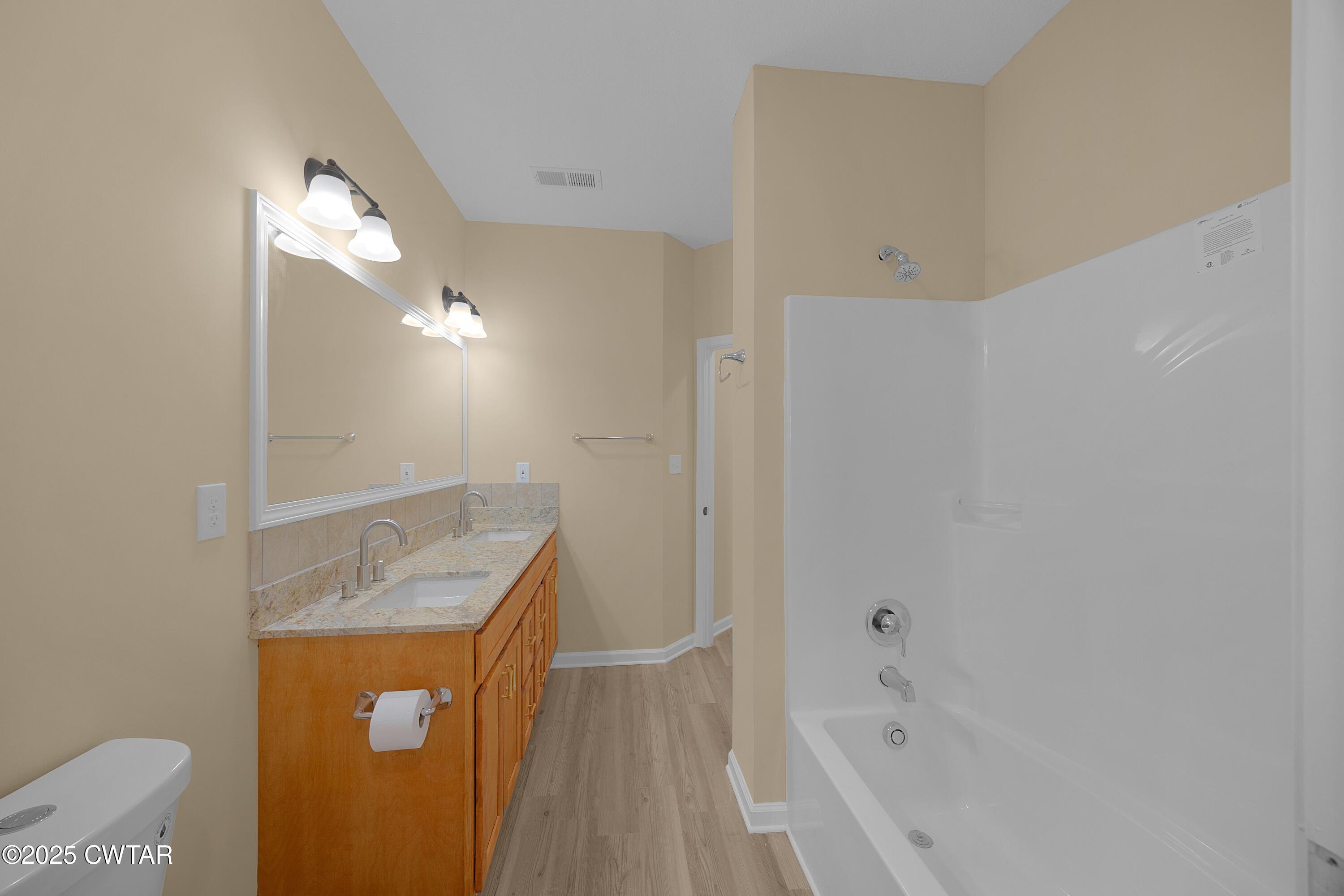 159 Cartmell Street Jackson, TN 38301 - Photo 12 of 18 BATHROOM