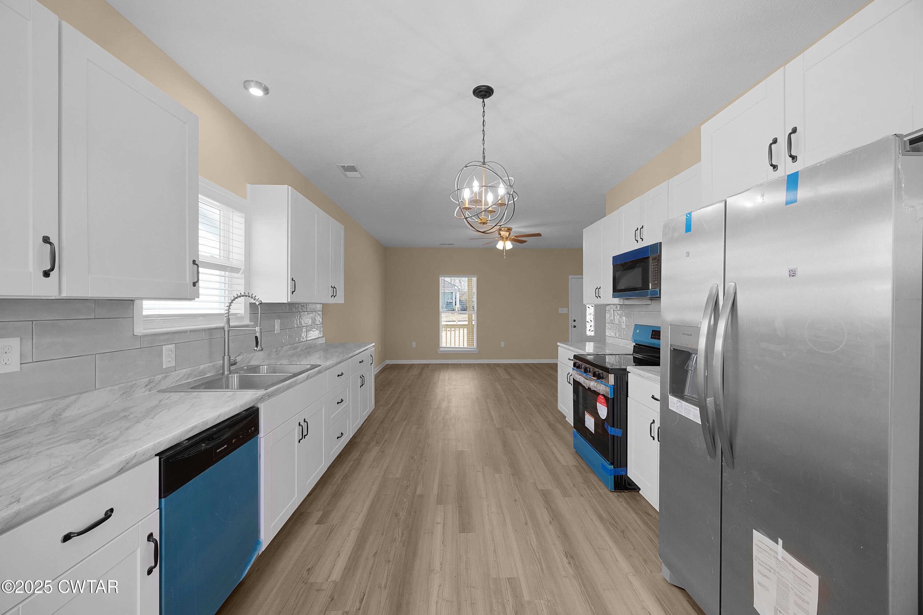 159 Cartmell Street Jackson, TN 38301 - Photo 6 of 18 GALLEY KITCHEN