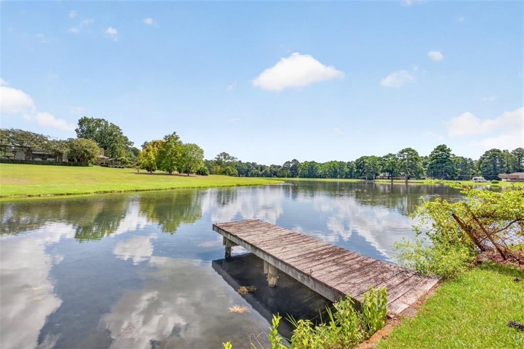 976 Walker Lake Road Southwest Conyers, GA 30094 - Photo 28 of 36 Gallery Image 28
