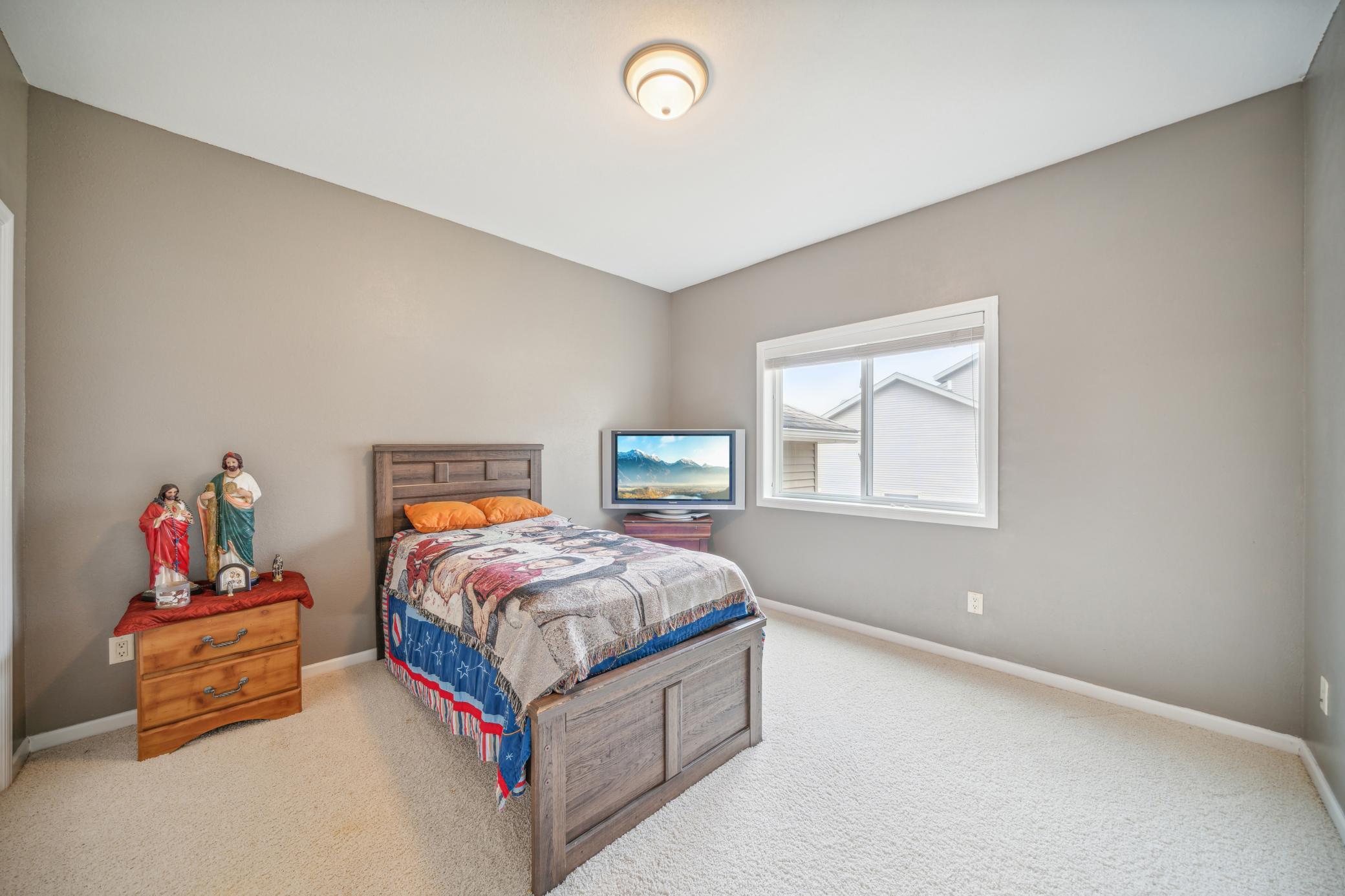 816 Southern Woods Place Southwest Rochester, MN 55902 - Photo 14 of 17