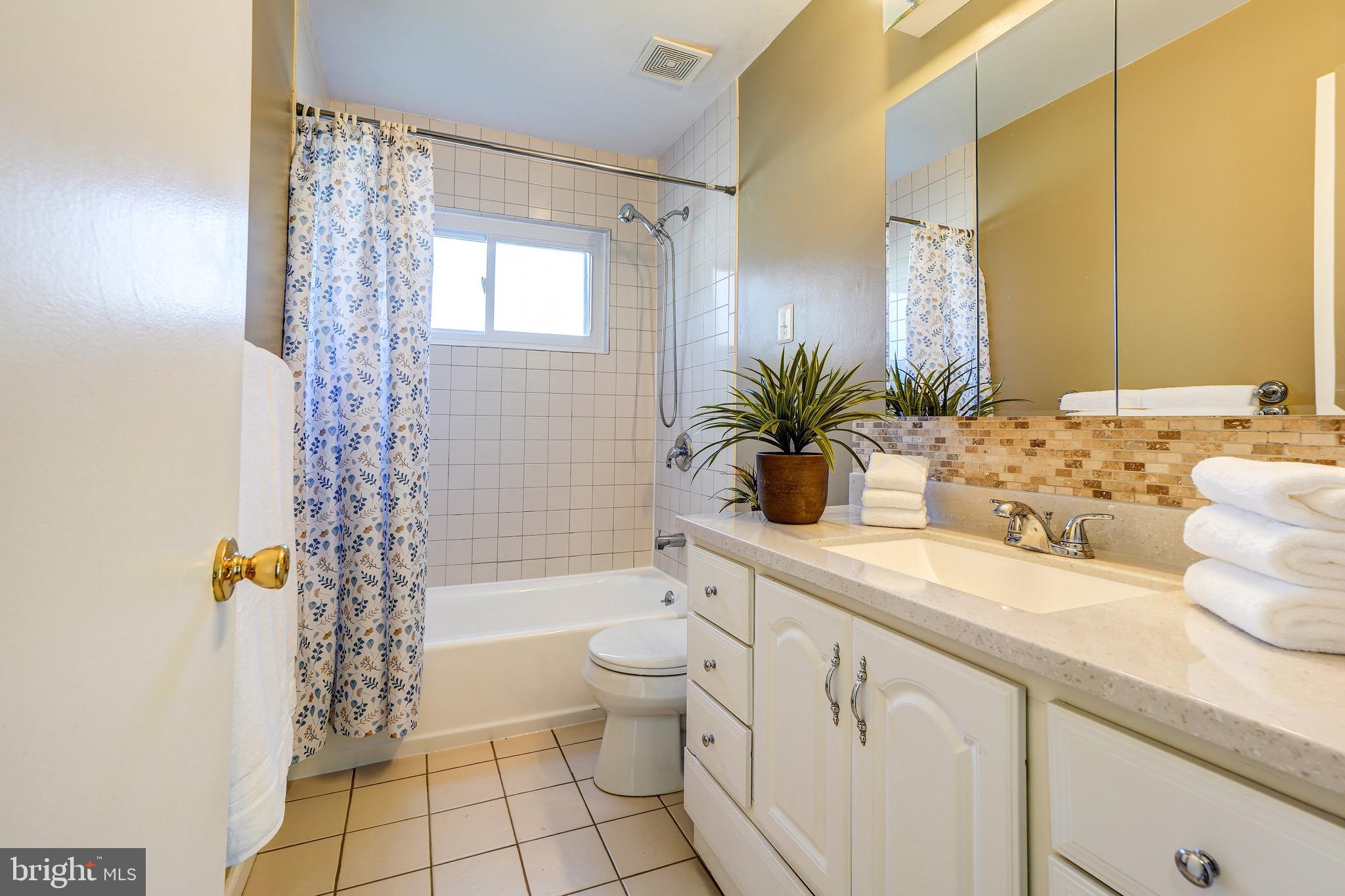 400 Mercer Road Rockville, MD 20852 - Photo 23 of 51 Remodeled Bath