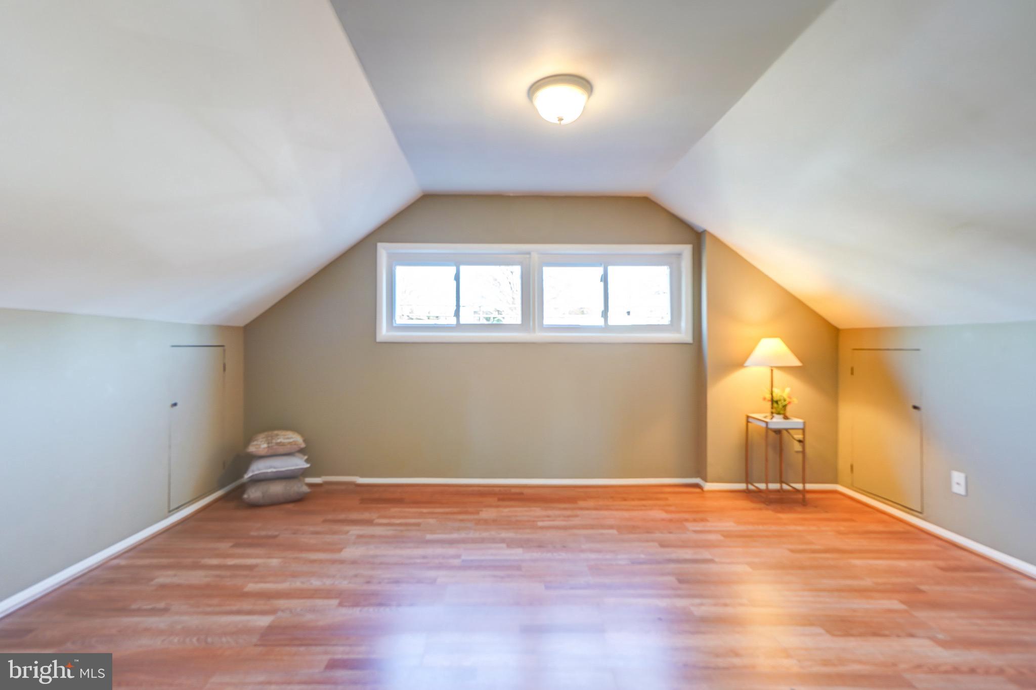 400 Mercer Road Rockville, MD 20852 - Photo 30 of 51 Large Bedrooms Up