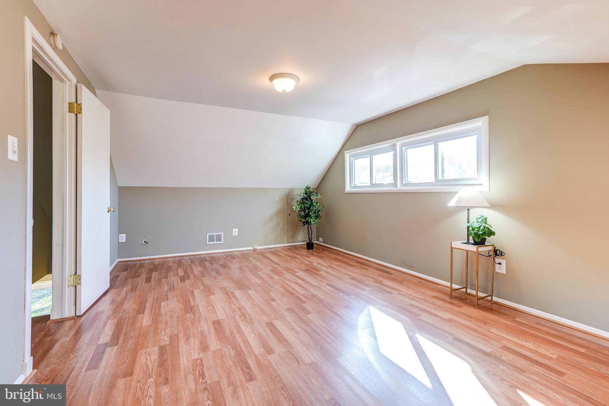 400 Mercer Road Rockville, MD 20852 - Photo 38 of 51 Bright and Ready