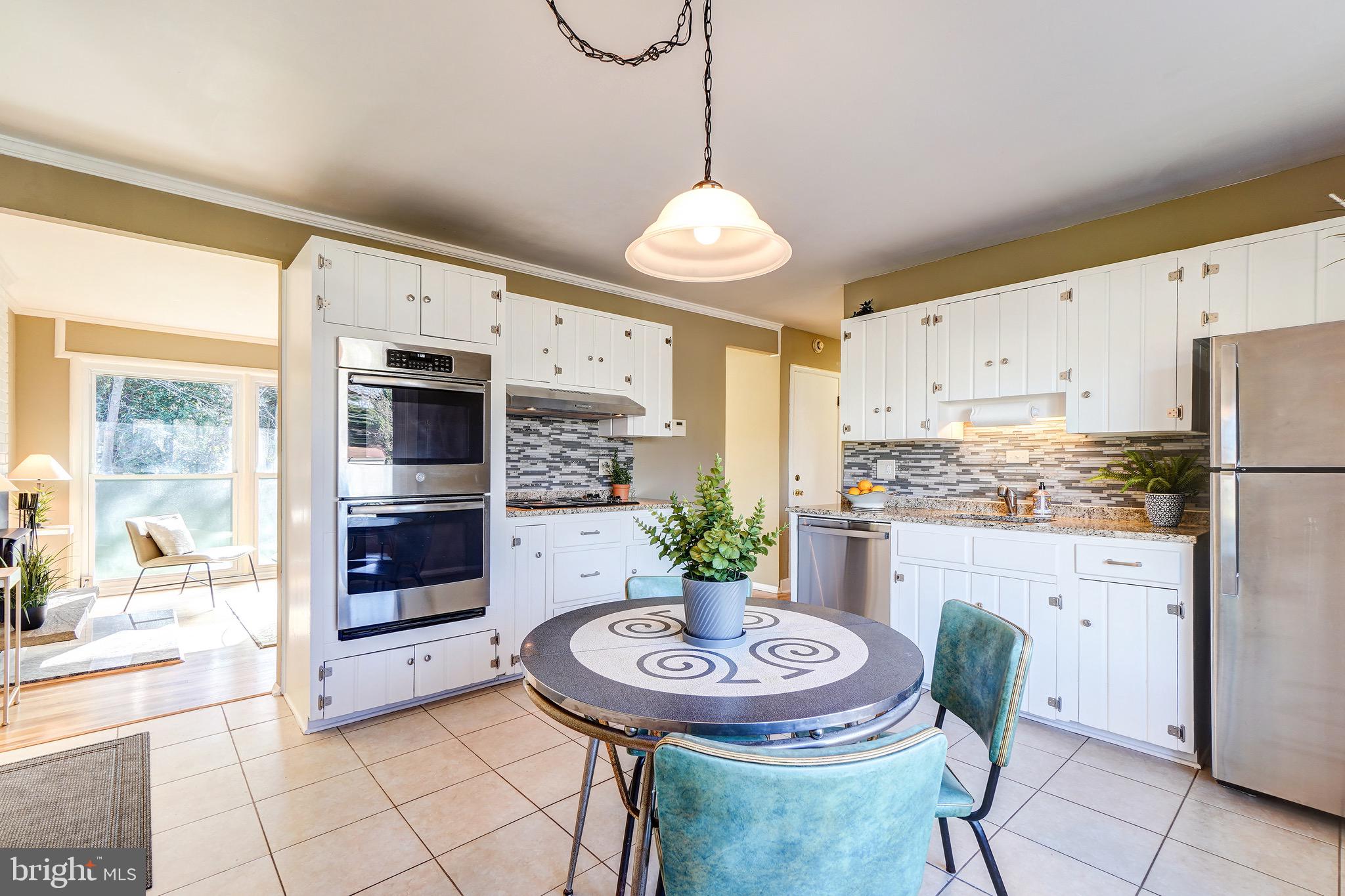 400 Mercer Road Rockville, MD 20852 - Photo 4 of 51 Friendsgiving Feast