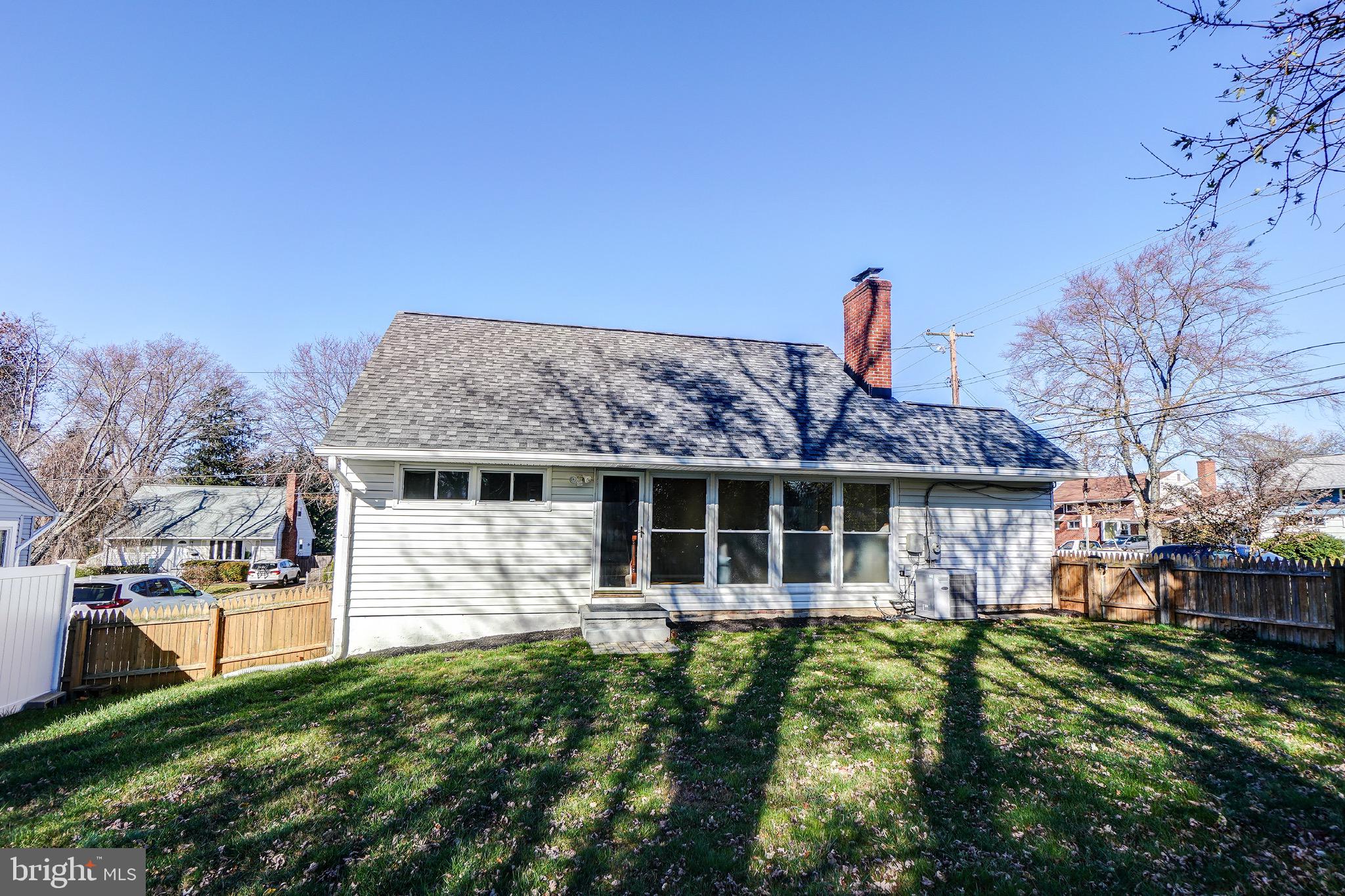 400 Mercer Road Rockville, MD 20852 - Photo 43 of 51 Fully Fenced Yard