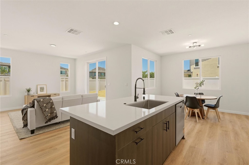 5853 Persepolis Court Riverside, CA 92505 - Photo 13 of 40 Gallery Image 13