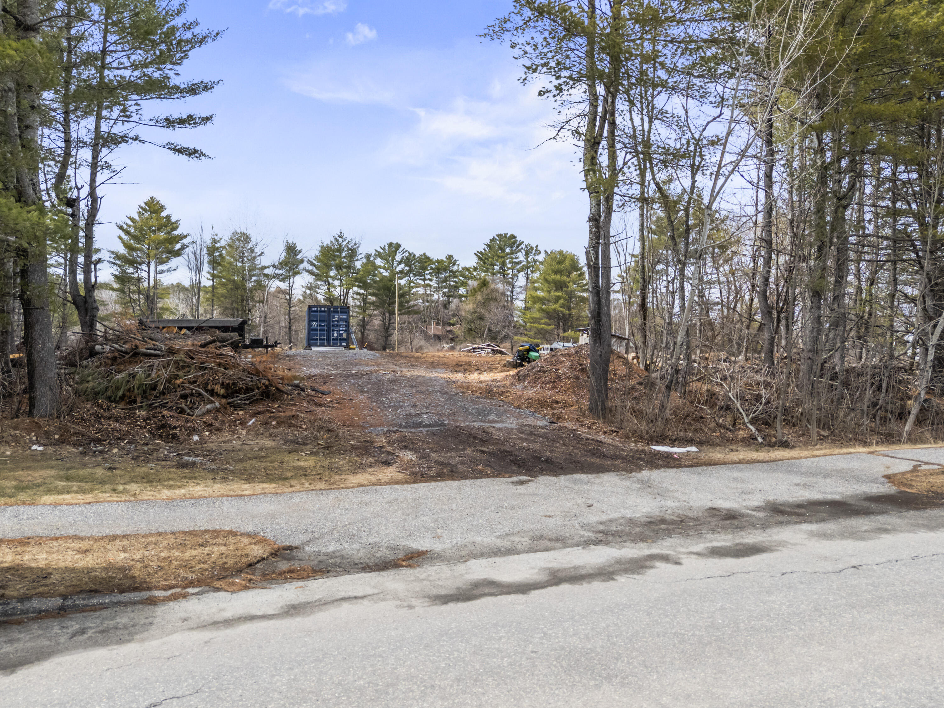 122 Pierce Drive Augusta, ME 04330 - Photo 4 of 28 122 Pierce Dr_102