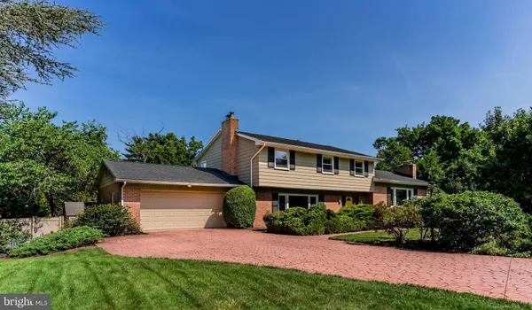 $724,900 | 2846 Vista Circle, Camp Hill, PA 17011