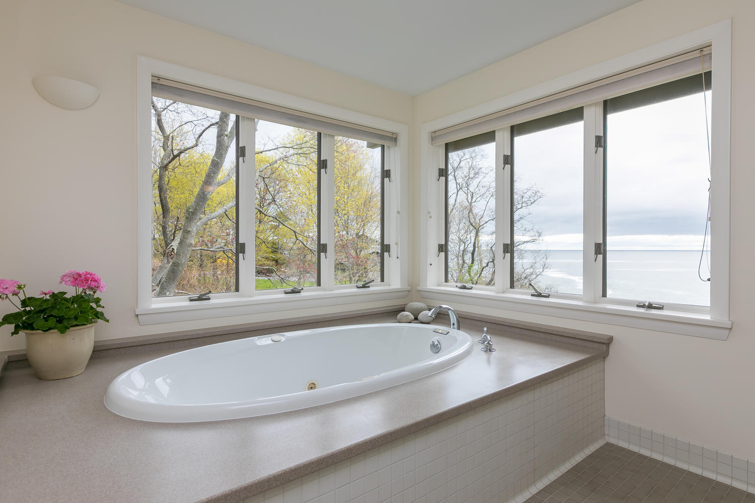 1154 Shore Road Cape Elizabeth, ME 04107 - Photo 39 of 56 1154 Shore Rd Cape Elizabeth-large-039-3