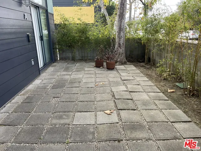 $4,995 | 320 Indiana Avenue, Unit A, Venice, CA 90291