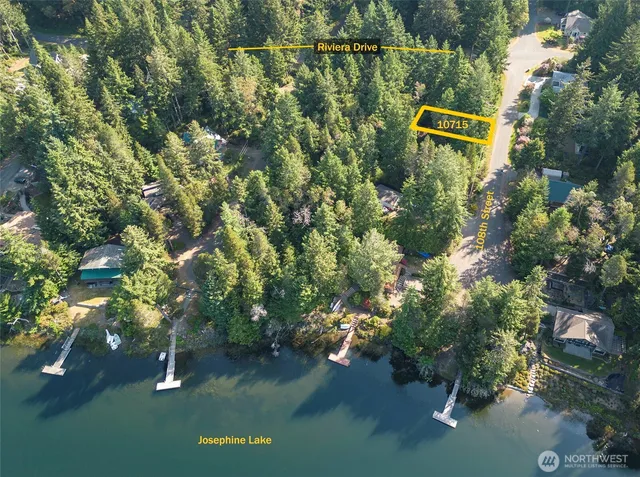 a view of a city and a lake view