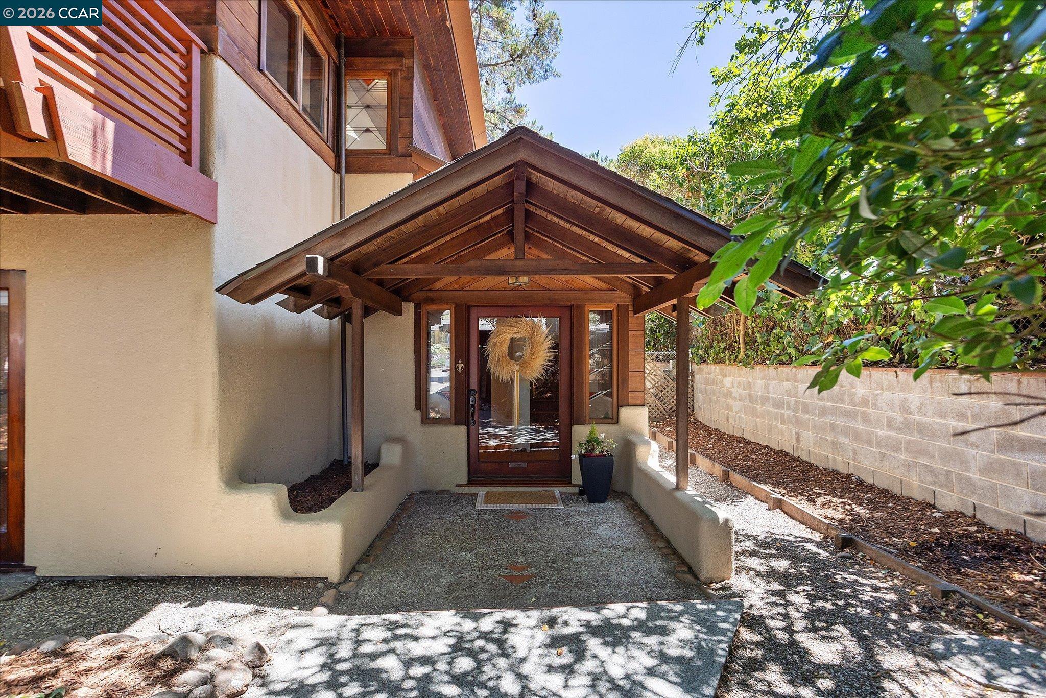 17460 Vineyard Road Castro Valley, CA 94546 - Photo 6 of 90