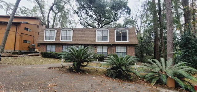 $1,295 | 2925 Par Lane, Unit D, Tallahassee, FL 32301