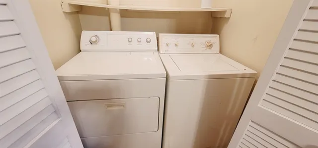 $1,295 | 2925 Par Lane, Unit D, Tallahassee, FL 32301