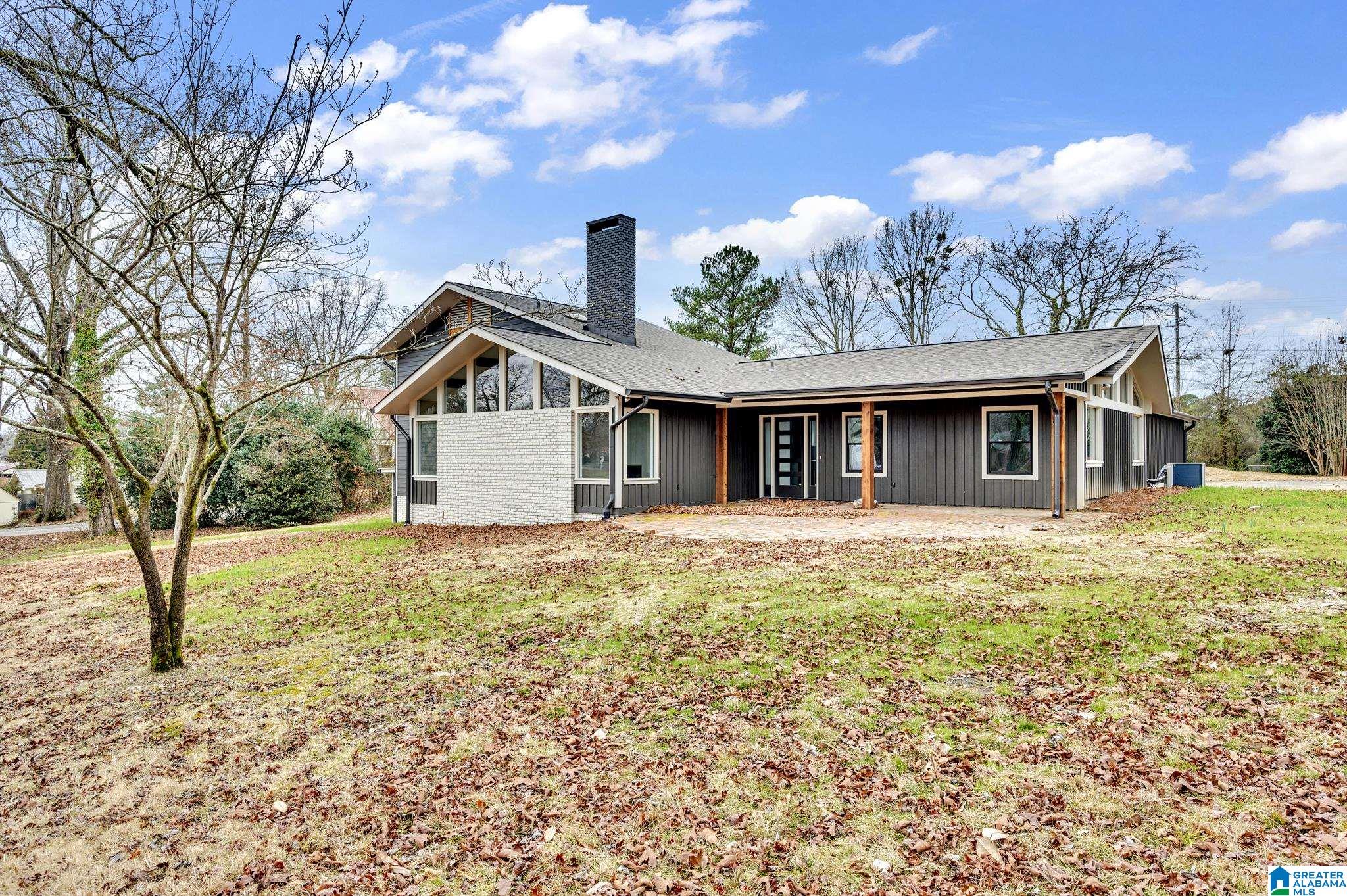 912 9th Avenue Jasper, AL 35501 - Photo 2 of 23