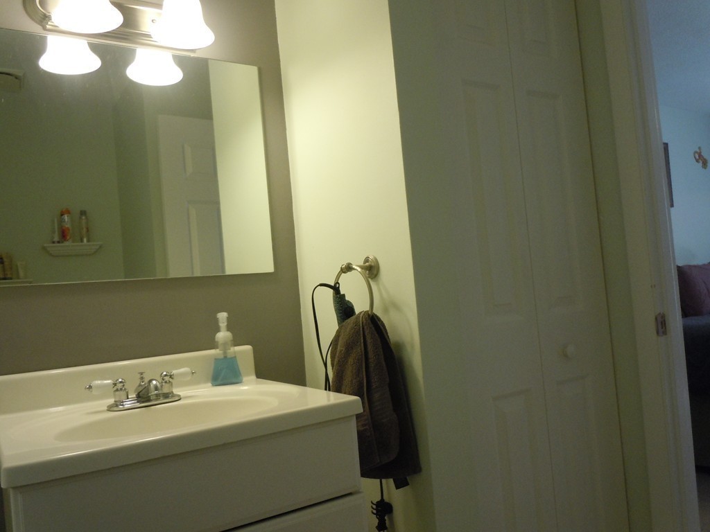 8 Shadowbrook Lane, Unit 41 Milford, MA 01757 - Photo 18 of 27