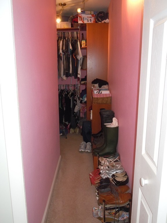 8 Shadowbrook Lane, Unit 41 Milford, MA 01757 - Photo 19 of 27