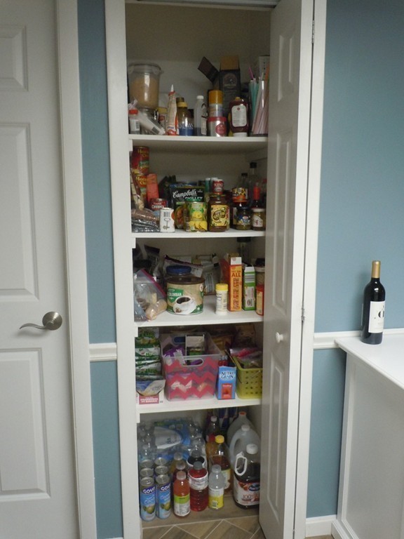 8 Shadowbrook Lane, Unit 41 Milford, MA 01757 - Photo 9 of 27