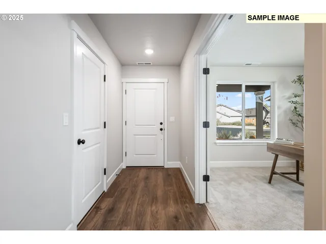 $379,900 | 873 Northeast Laurel Springs Drive, Hermiston, OR 97838