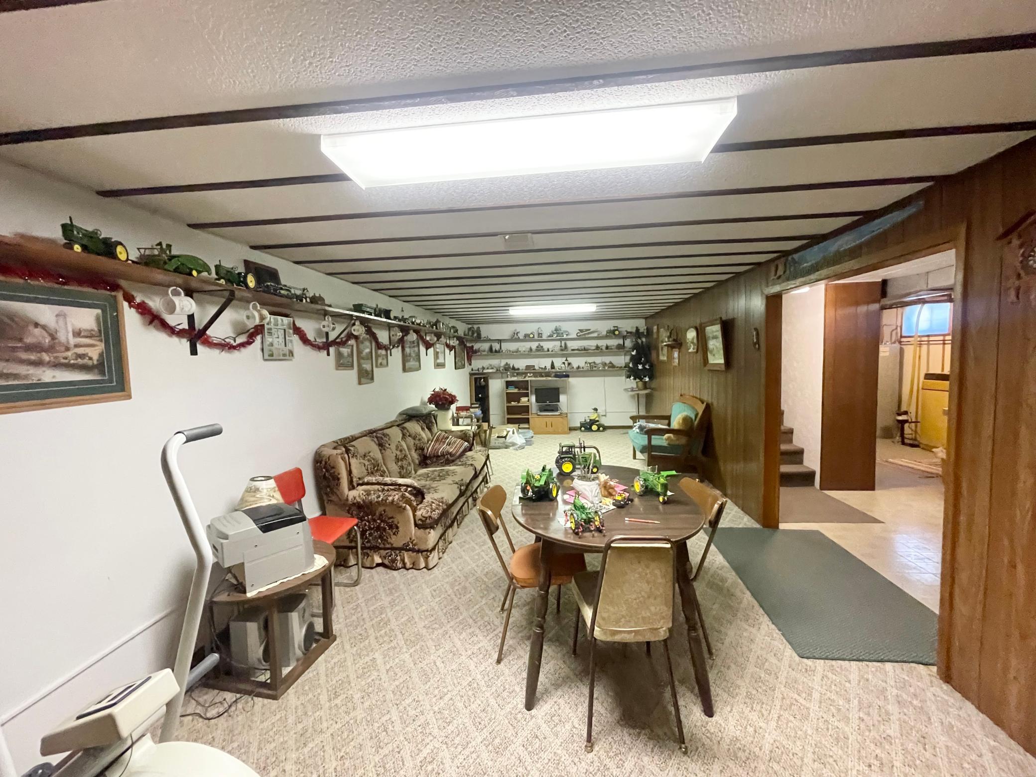 115 West Lincoln Street Springfield, MN 56087 - Photo 25 of 39