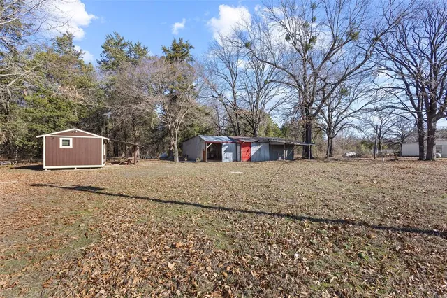 $40,000 | 500 James Butler Bonham Drive, Honey Grove, TX 75446