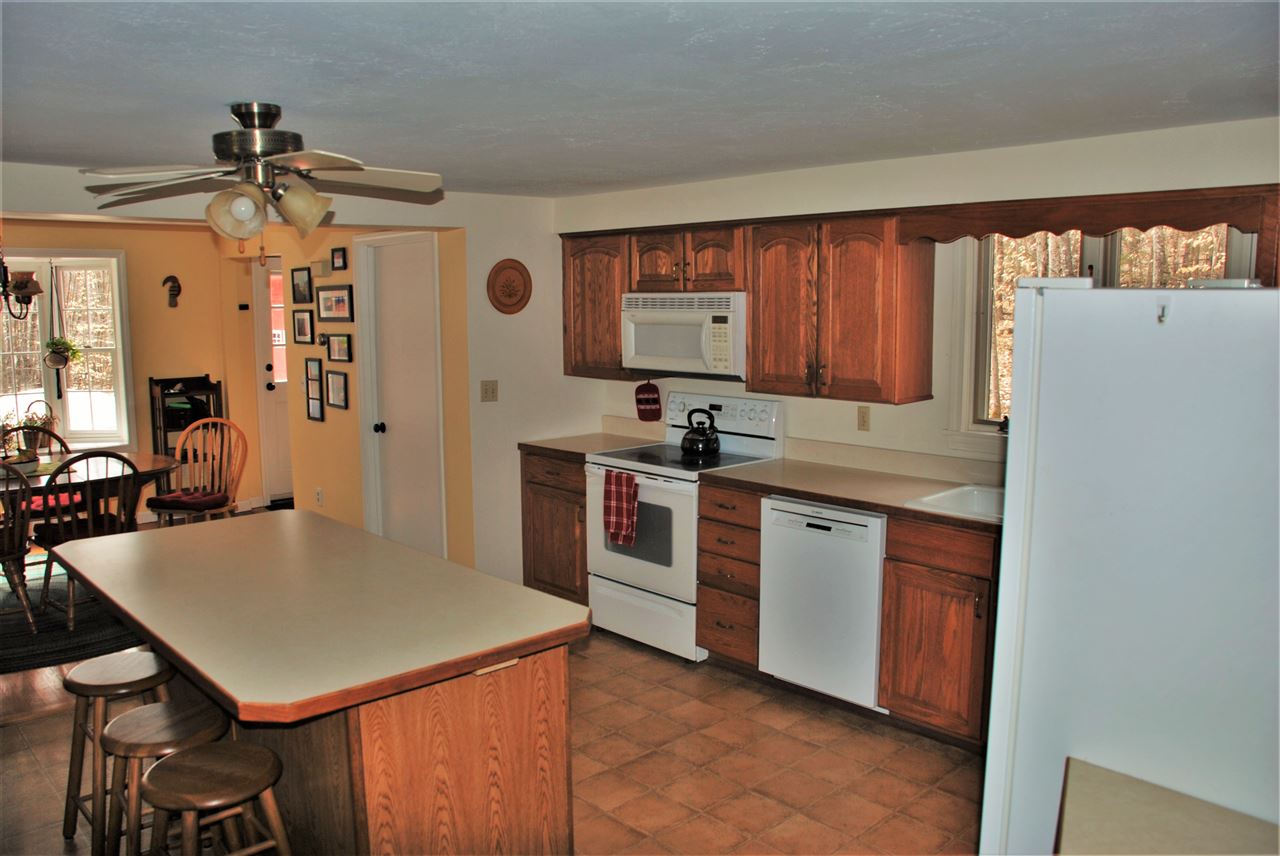 332 Beauty Hill Road Barnstead, NH 03225 - Photo 14 of 40