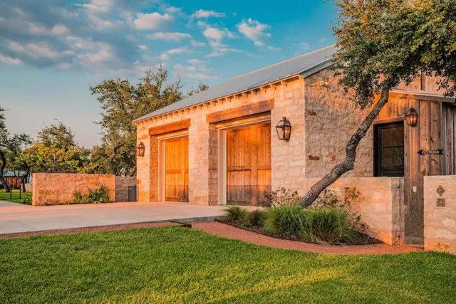 $9,985,000 | 6507 North State Highway 16, Fredericksburg, TX 78624