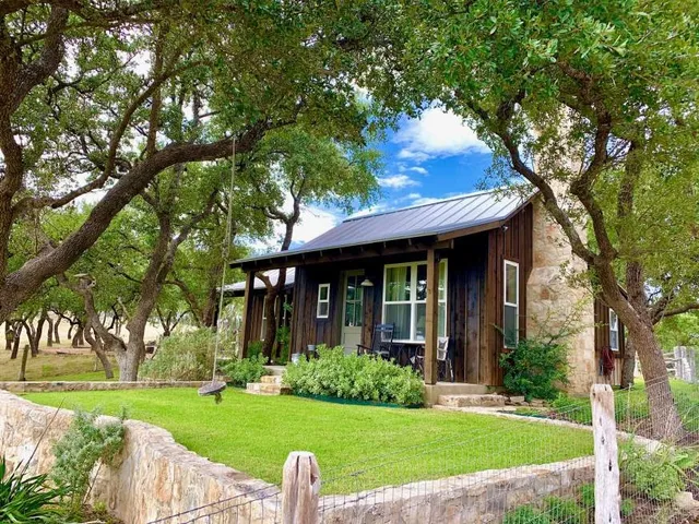 $9,985,000 | 6507 North State Highway 16, Fredericksburg, TX 78624