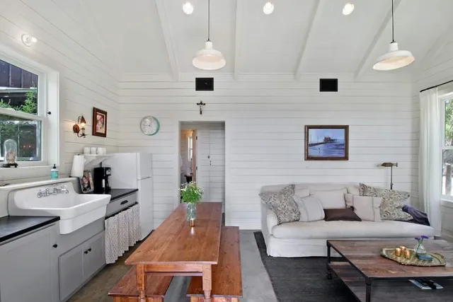 $9,985,000 | 6507 North State Highway 16, Fredericksburg, TX 78624