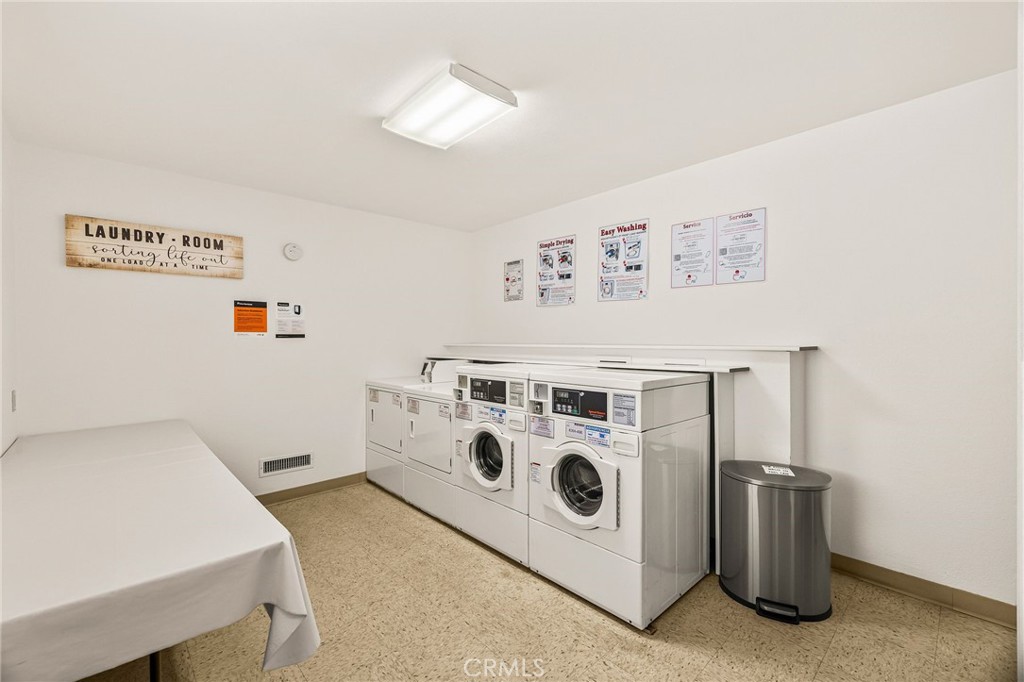 1901 Dayton Road, Unit 2 Chico, CA 95928 - Photo 38 of 48 Community laundry room