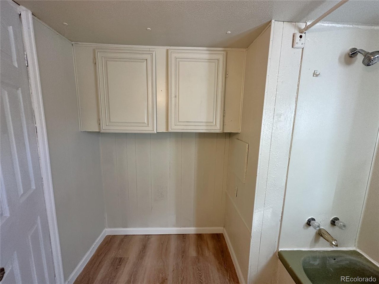 155 Indiana Avenue Limon, CO 80828 - Photo 19 of 27 a bathroom with a sink and shower