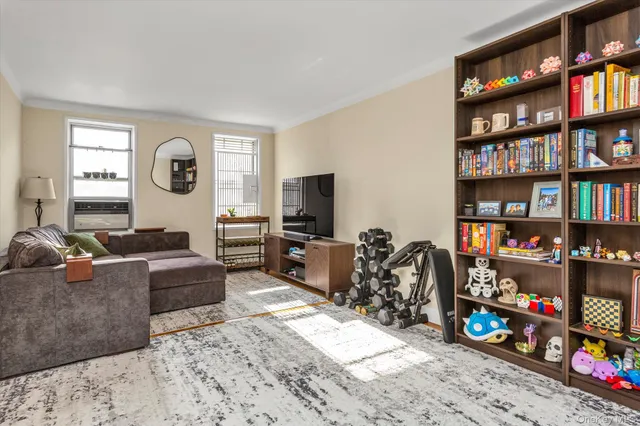 $459,000 | 67-12 Yellowstone Boulevard, Unit E8 | Forest Hills Ward