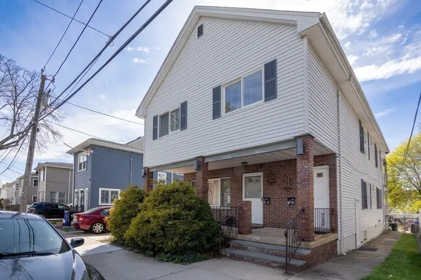 $3,000 | 70 Durso Avenue, Unit 2, Malden, MA 02148