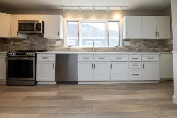 $3,000 | 70 Durso Avenue, Unit 2, Malden, MA 02148
