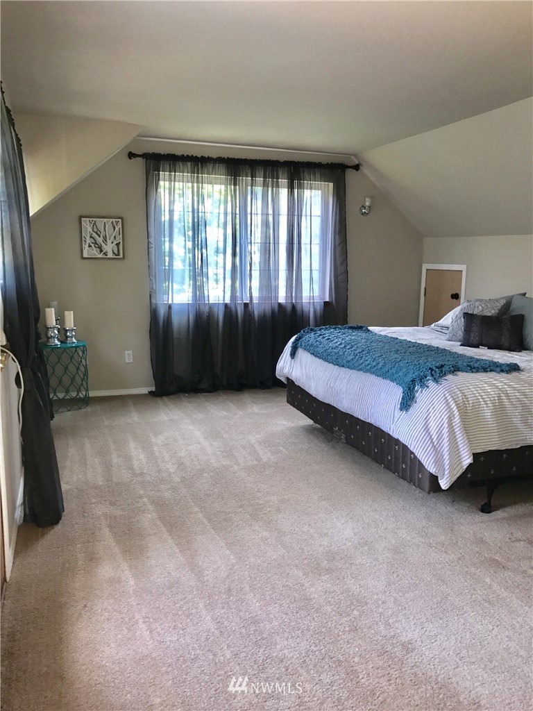 9195 Southeast Overaa Road Port Orchard, WA 98367 - Photo 14 of 25 Gallery Image 14