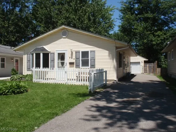 $165,000 | 544 Purdue Avenue, Elyria, OH 44035