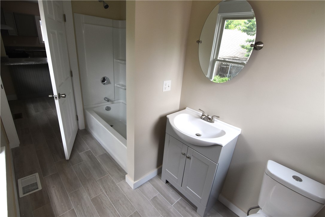 555 Providence Street Woonsocket, RI 02895 - Photo 16 of 25 1st floor main bath