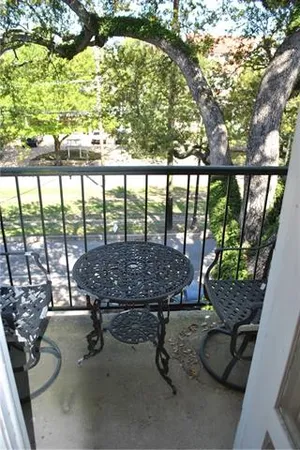 $1,850 | 7444 St Charles Avenue, Unit 309, New Orleans, LA 70118