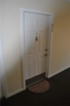 $1,850 | 7444 St Charles Avenue, Unit 309, New Orleans, LA 70118